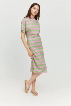 Mazine Keila Kleid Orchid Pink Apple Green