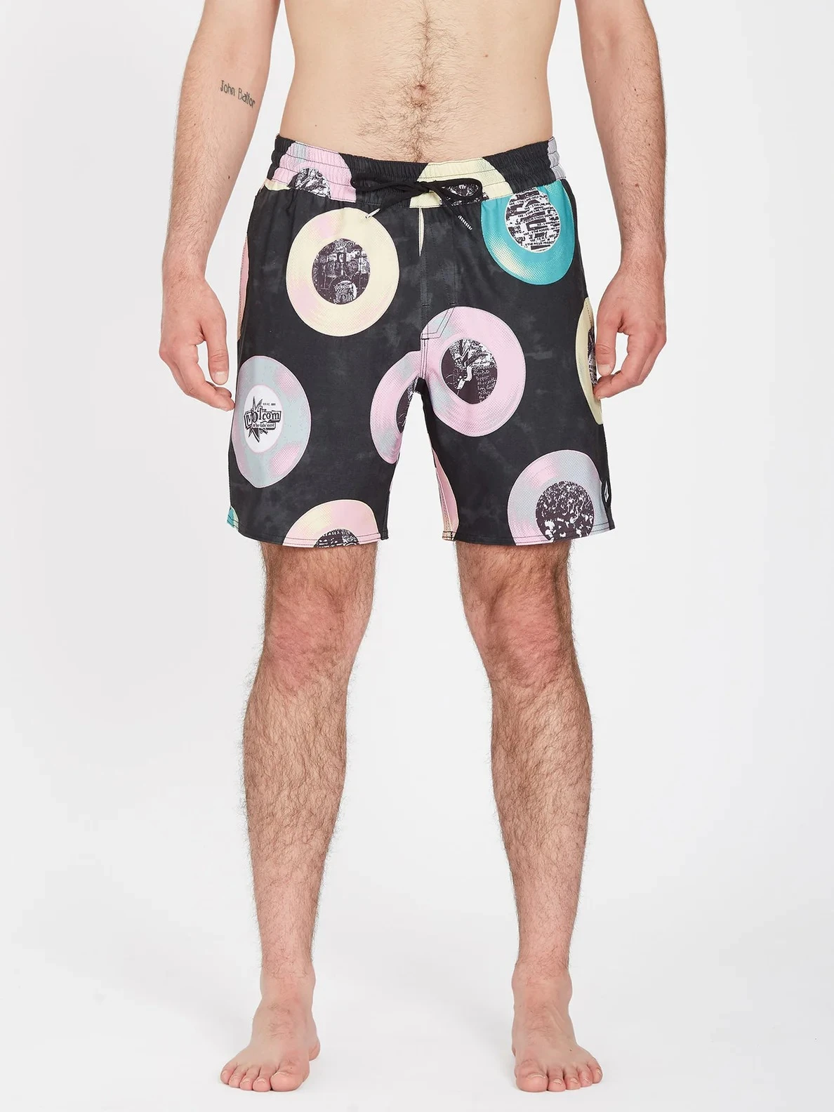 Volcom Entertainment Stoney Trunk Black 1 Volcom Entertainment Stoney Trunk Black