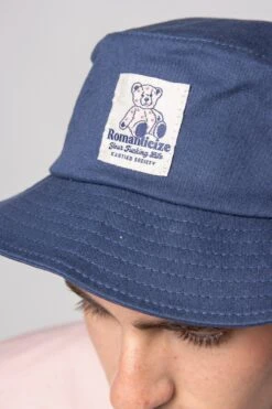 Kaotiko Loving Bear Bucket Hat Navy