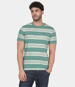 Levis Skateboarding Housemark T-Shirt Surf Stripe